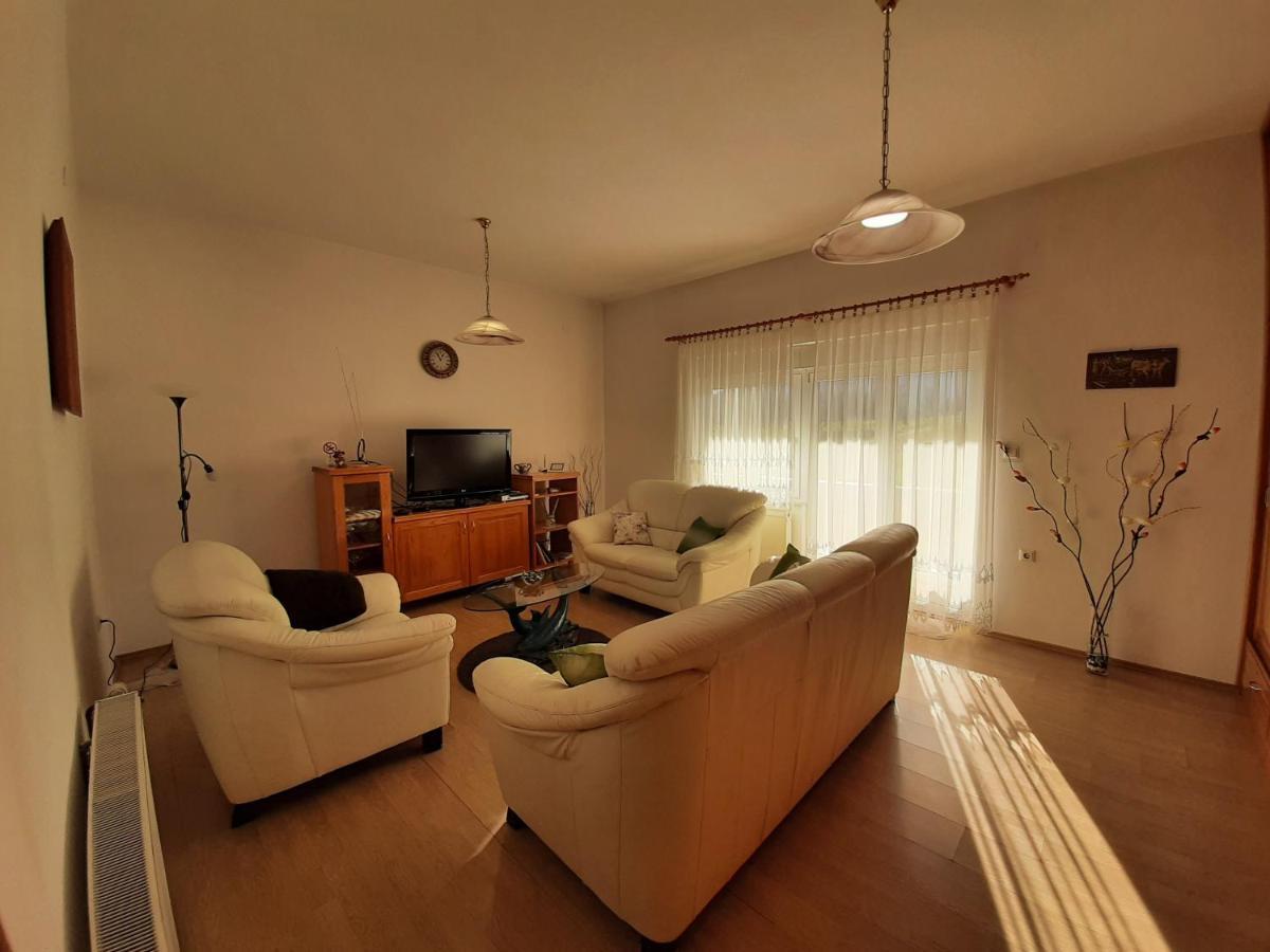 Apartment Gorska Vila Ogulin Eksteriør bilde