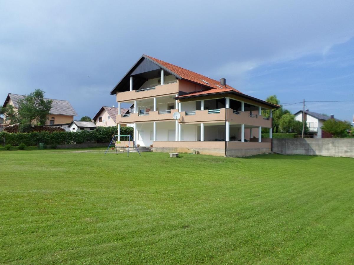 Apartment Gorska Vila Ogulin Eksteriør bilde